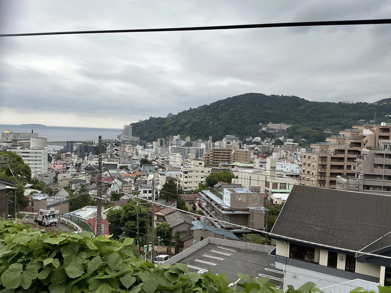 熱海ー来宮間の車窓