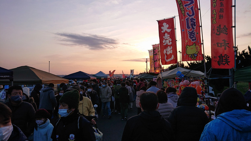 八戸の朝市の様子