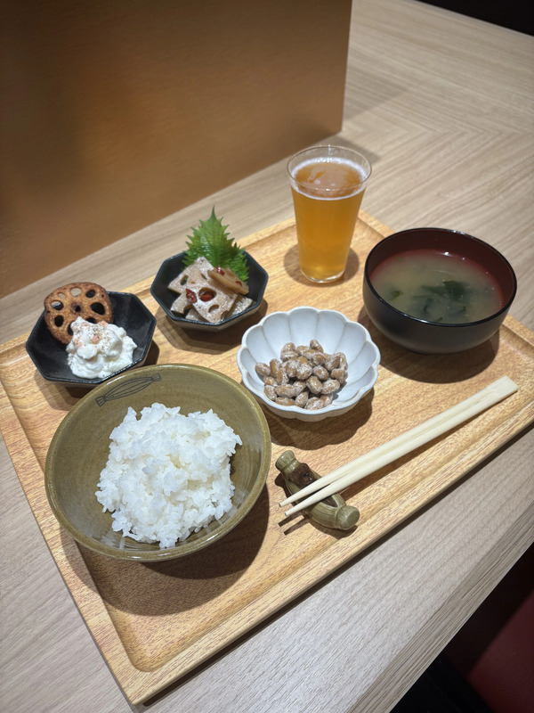 みなみ15周年おめでとう定食1,500円(税込)★ドリンク付き
