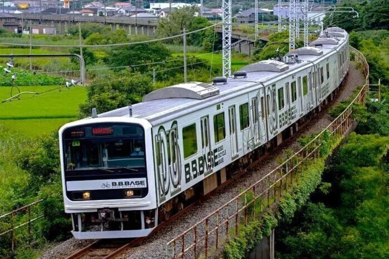 「房総絵日記列車」使用車両 B.B.BASE