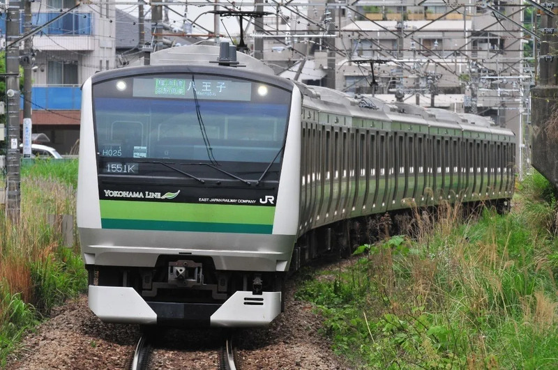 横浜線E233系