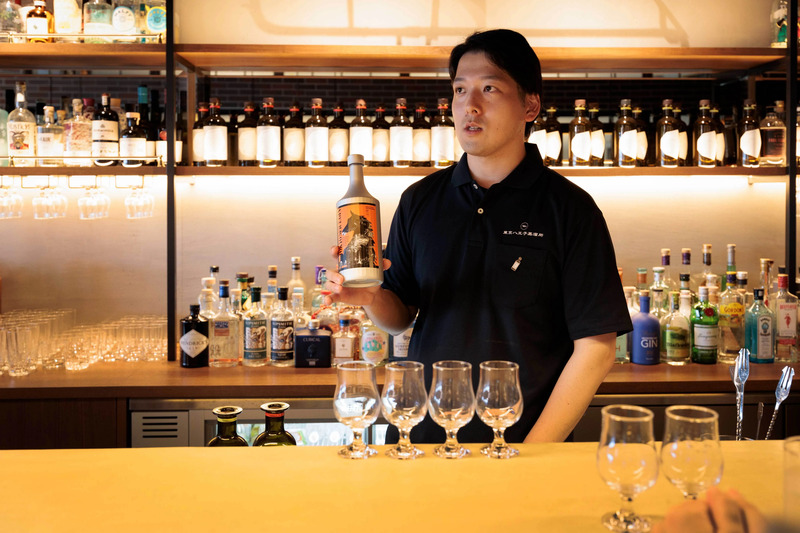 「TOKYO SPICE GIN」に使われているスパイスもクイズ形式で出題してくれます