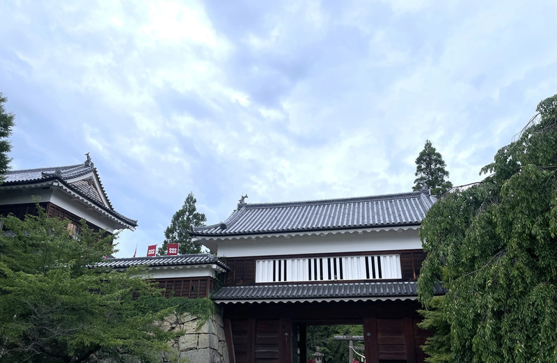 上田駅、上田市、上田城跡公園
