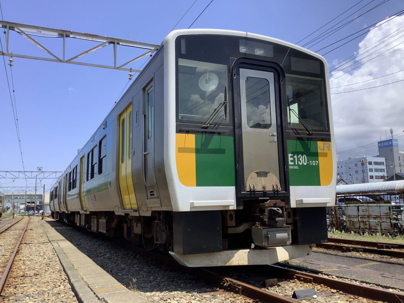 キハE130形100代
