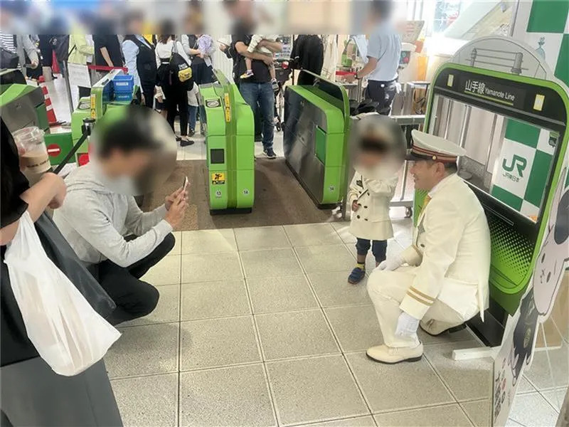 子ども駅長制服