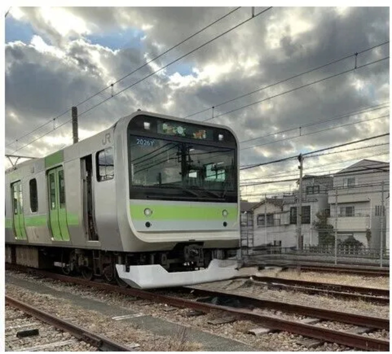 車両の前で記念撮影イメージ
