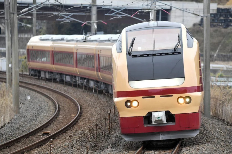 E653系（国鉄色）