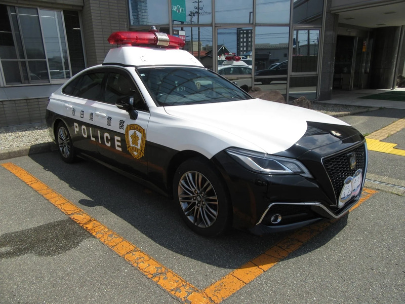 パトカー