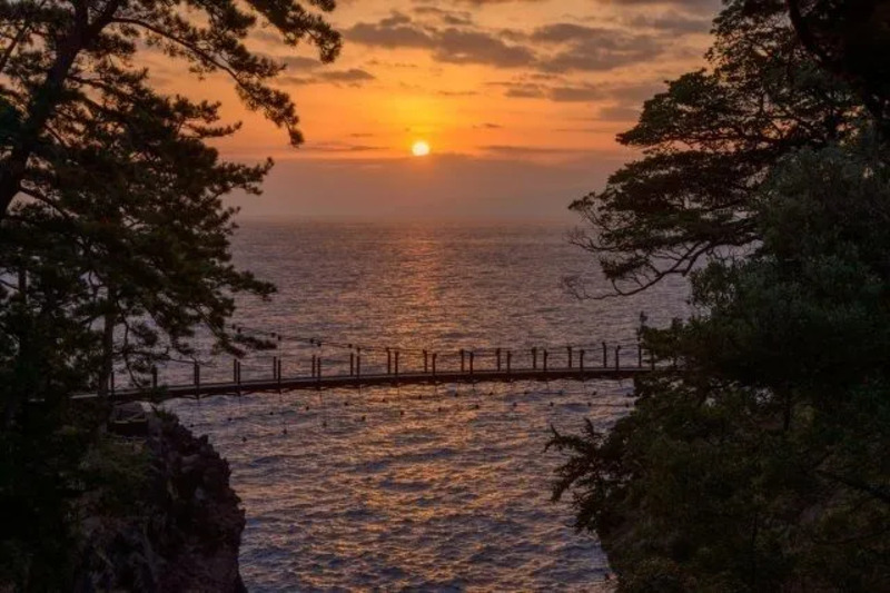 城ヶ崎海岸 吊り橋 夕景