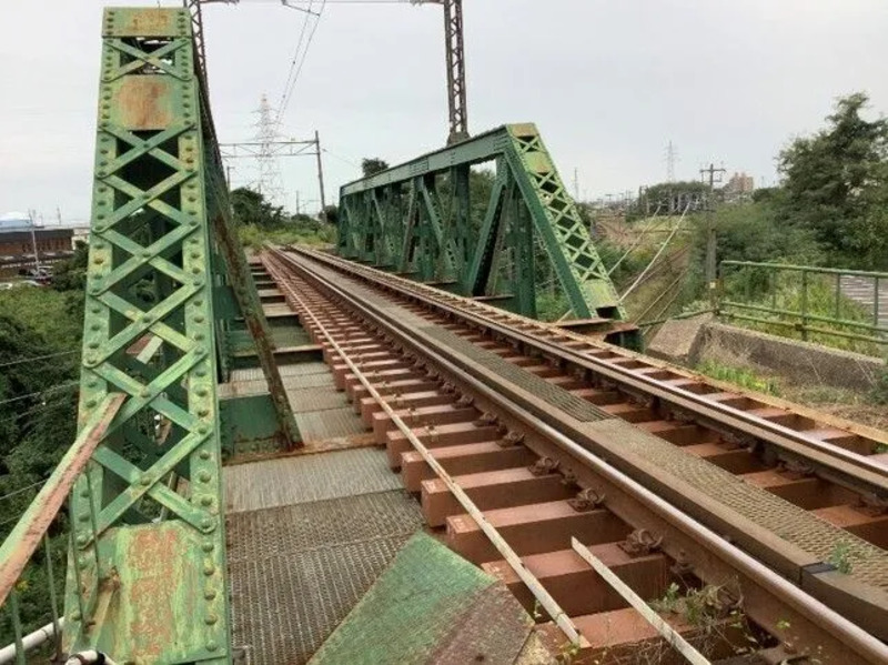 関係者専用通路やこ線橋など線路ウォークのコース例