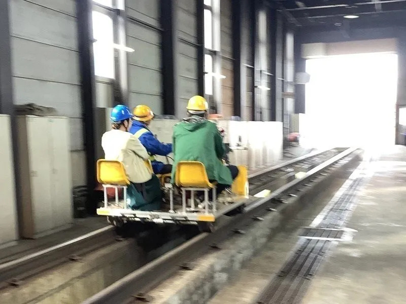 左沢線寒河江駅検修庫レールスター
