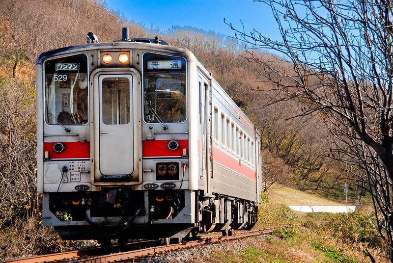 廃止区間も運転可能！「JR 北海道 留萌本線」の実写運転シミュレータが