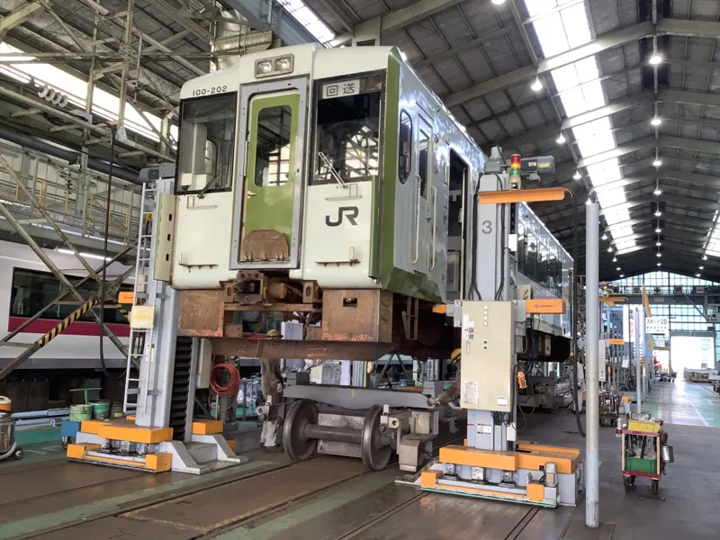 行先板サボ 小野新町ー郡山　国鉄JR東日本磐越東線東北本線福島キハ40水郡方向幕 東北地方の巨大鉄道工場「JR東日本 郡山総合車両センター」とは
