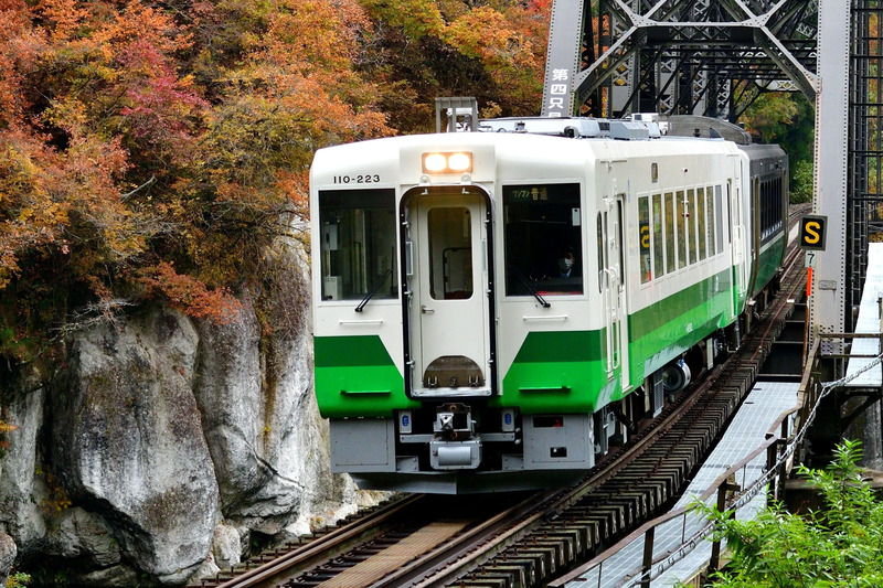 東北地方の巨大鉄道工場「JR東日本 郡山総合車両センター」とは