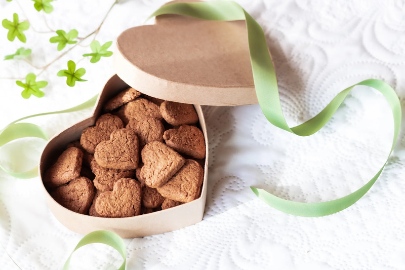 バレンタインデーに贈るクッキーギフトのイメージ画像