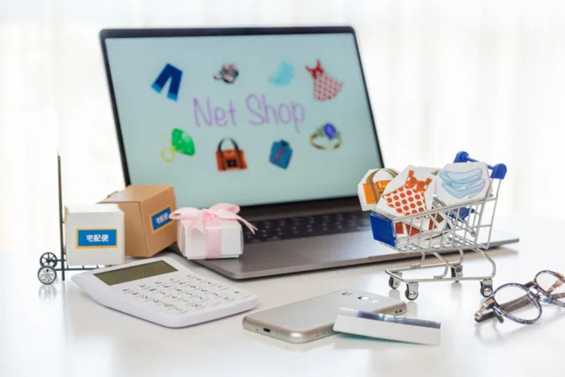 バレンタインクッキーを通販サイトで購入するイメージ