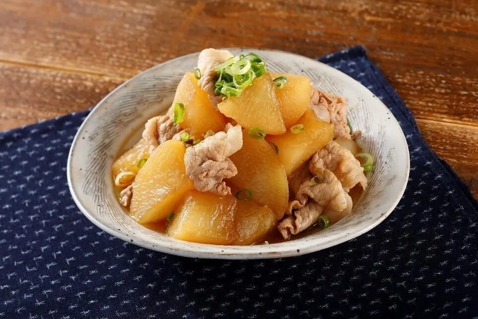 器に盛り、青ねぎを散らす。