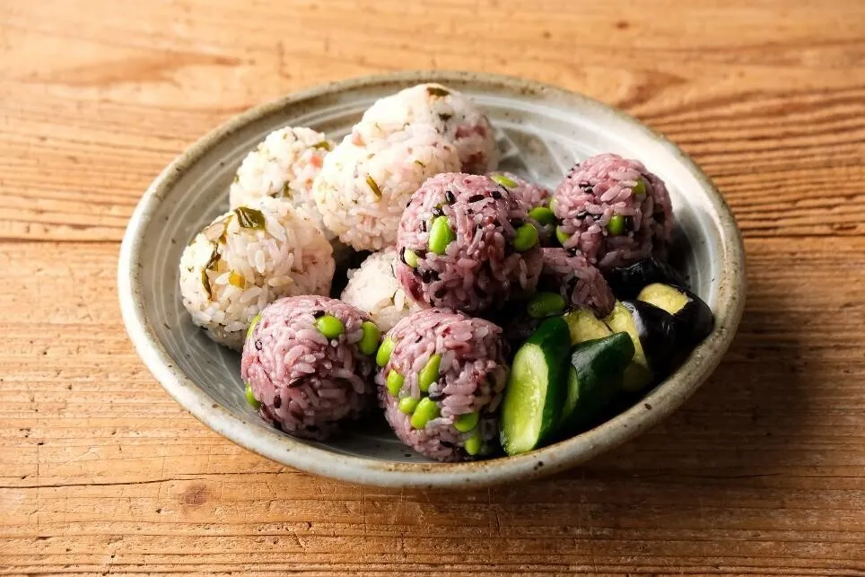 枝豆を入れて約15分蒸らす。
