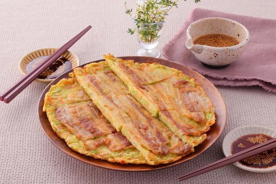 食べやすく切って器に盛り、混ぜ合わせたBを添える。