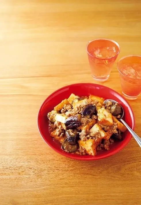 なすを加えてさっと炒め、Aをもう一度混ぜてから加え、とろみがつくまで炒める。