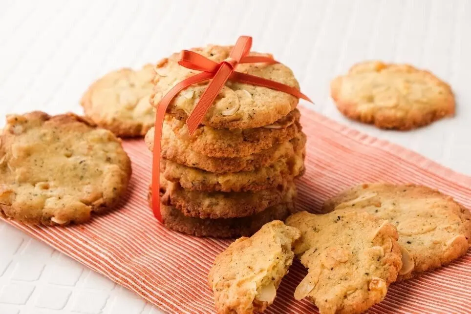 オーブンで18～20分焼く。