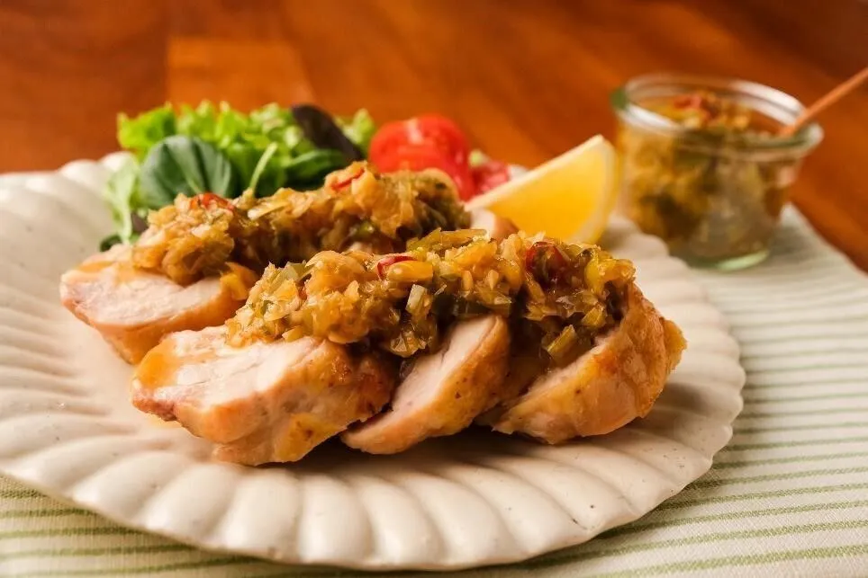 お好みの肉にかけていただく。